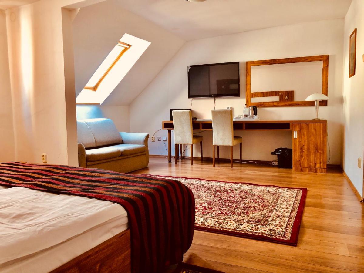 Hotel Hotel&penzión Grand Matej 3*