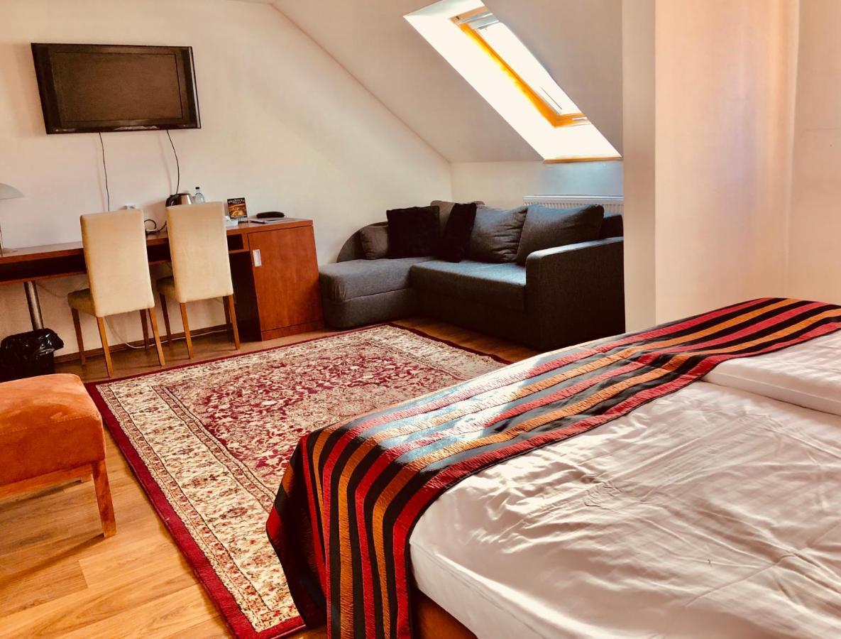 Hotel&penzión Grand Matej 3*
